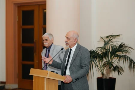 “Metamorfik bağlar:70/30” sərgisinin açılışı baş tutub