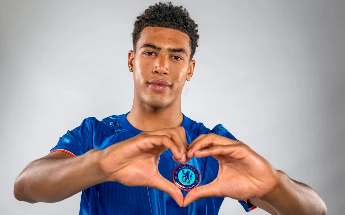 Çelsi ABŞ millisinin üzvünü transfer edib