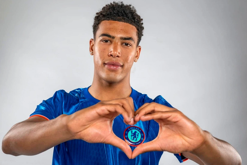 Çelsi ABŞ millisinin üzvünü transfer edib