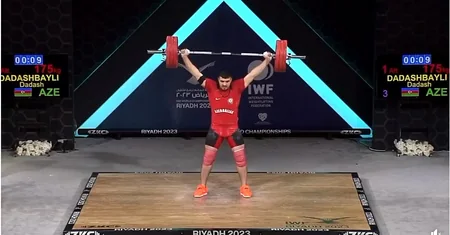 Atletimiz dünya çempionatında 3 bürünc medal qazanıb