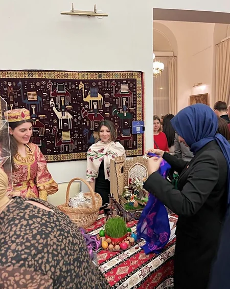 Avstriyada Azərbaycan xalçalarının sərgisi keçirilir