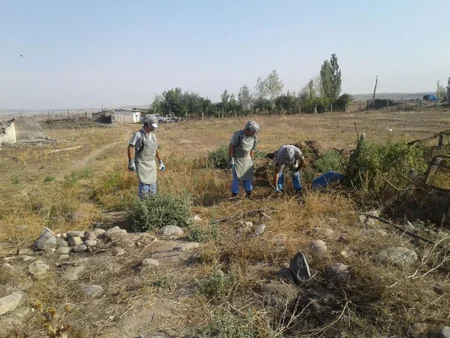 ANAMA 4 partlayış yerinə baxış keçirib, partlamış hərbi sursatın qalıqları aşkarlanıb