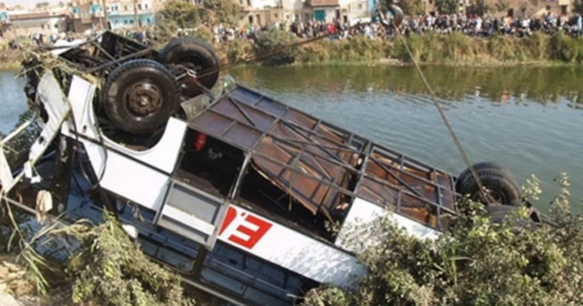 Misirdə 8 nəfər yol qəzasında öldü