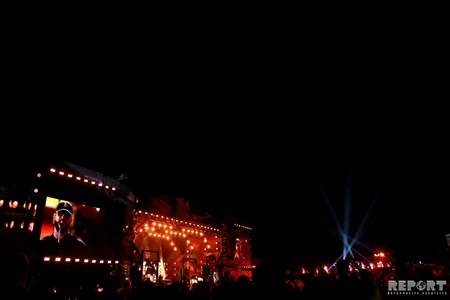 Timati JARA-nın səhnəsində solo konsert verib - FOTO