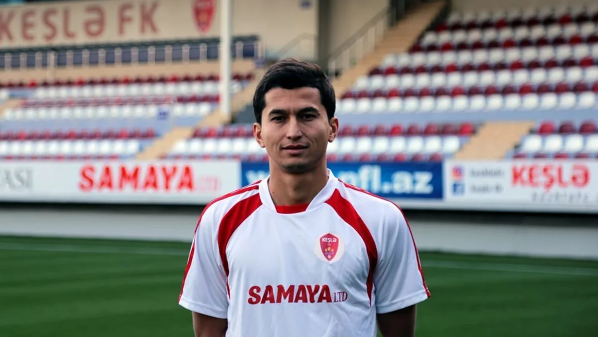 Keşlə özbəkistanlı futbolçu ilə müqavilə imzalayıb