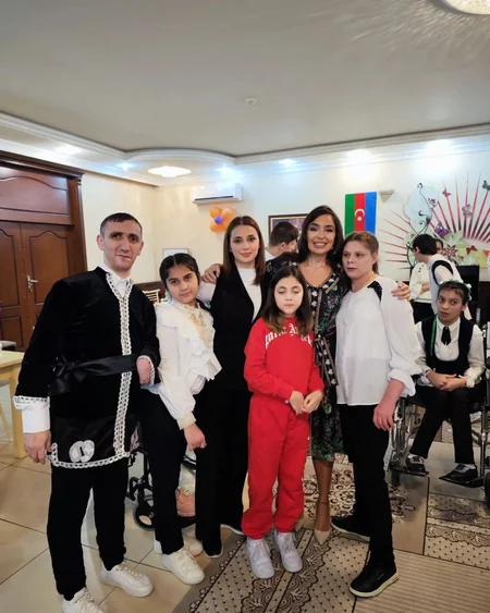 Leyla Əliyeva sağlamlıq imkanları məhdud uşaqlarla görüşüb