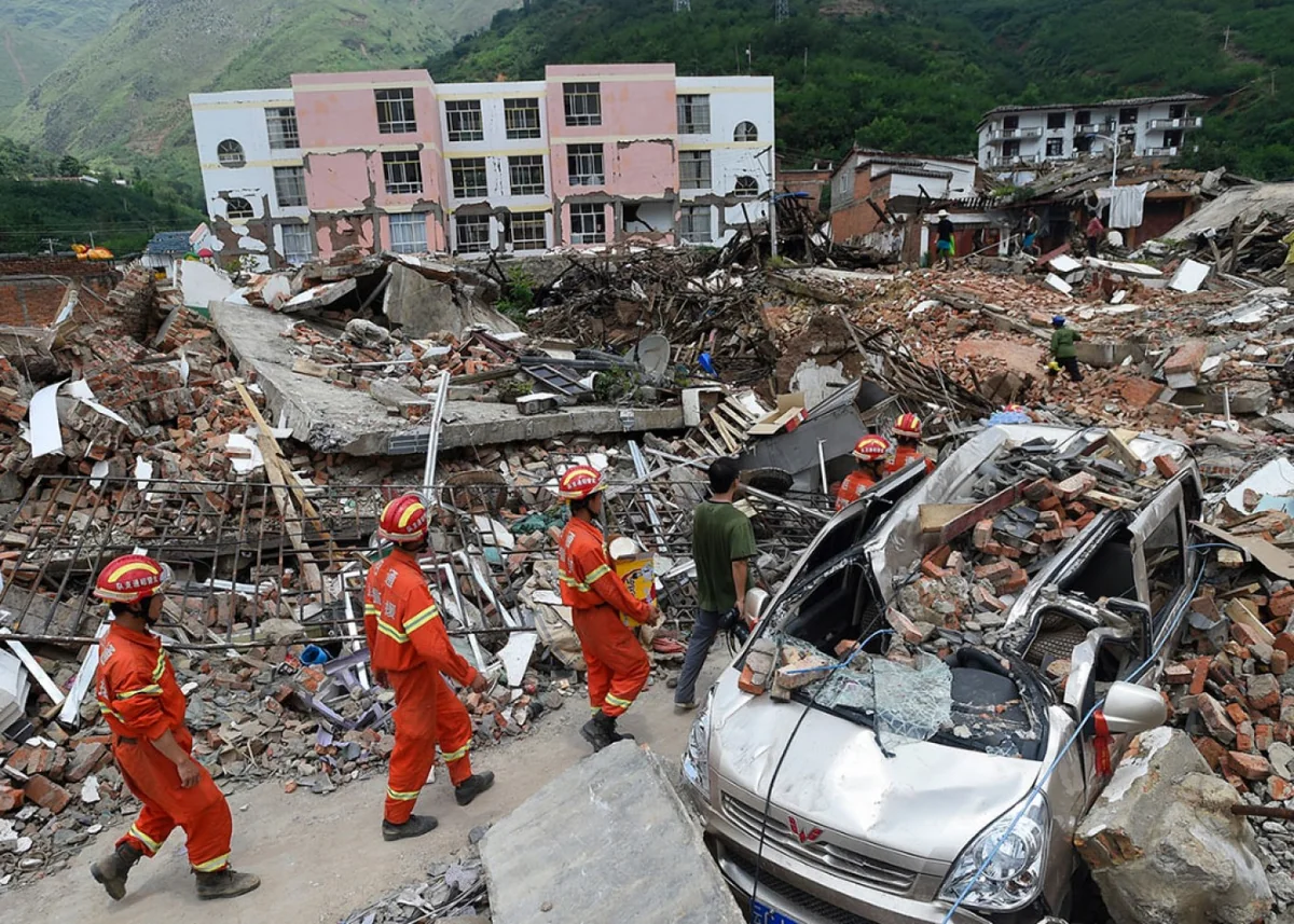 5.5 magnitude earthquake shakes China