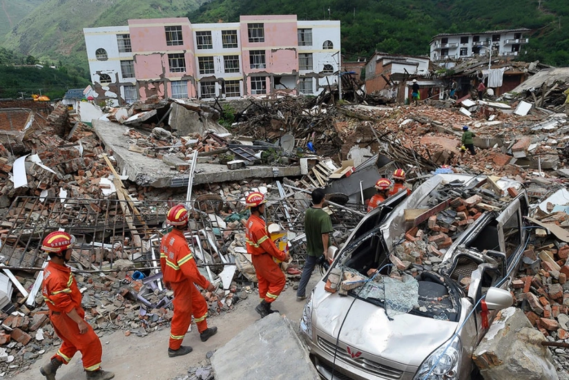 5.5 magnitude earthquake shakes China