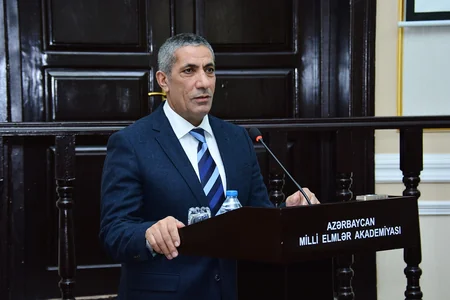 AMEA-da Heydər Əliyevin anım günü ilə bağlı tədbir keçirilib