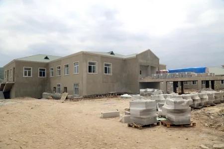Azerbaijan Defense Minister visited several military units being under construction in the frontline zone -  VIDEO