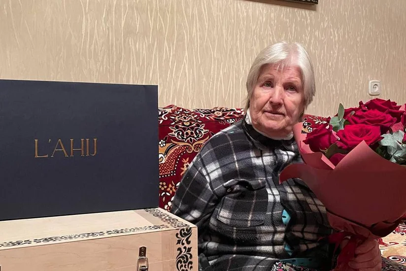 Azərbaycanın belaruslu milli qəhrəmanının anasına hədiyyə və yardım çatdırılıb