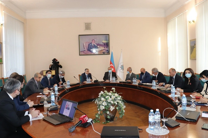 “Prezident İlham Əliyevin idarəetmə texnologiyaları: Zəfərə aparan yol” adlı konfrans keçirilib