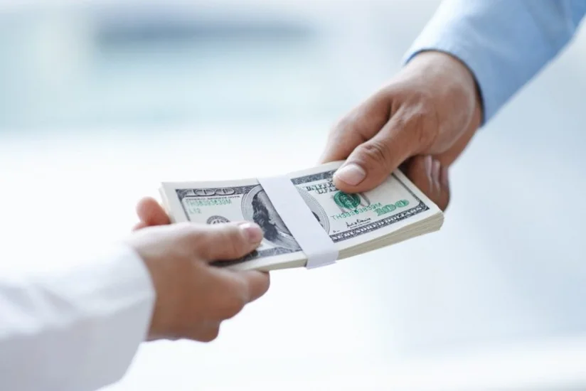 Azərbaycanda əhalinin nağd dollar alışı azalıb