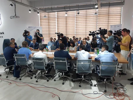 Azərbaycanlı startapçılara qrantlar təqdim olunub