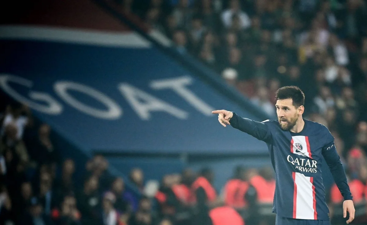 Messi böyük titul əldə etmədən PSJ-dən ayrılmaq istəmir
