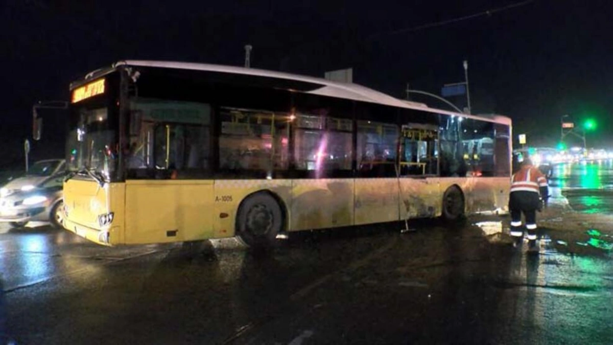 14 injured in bus-microbus collision in Istanbul 