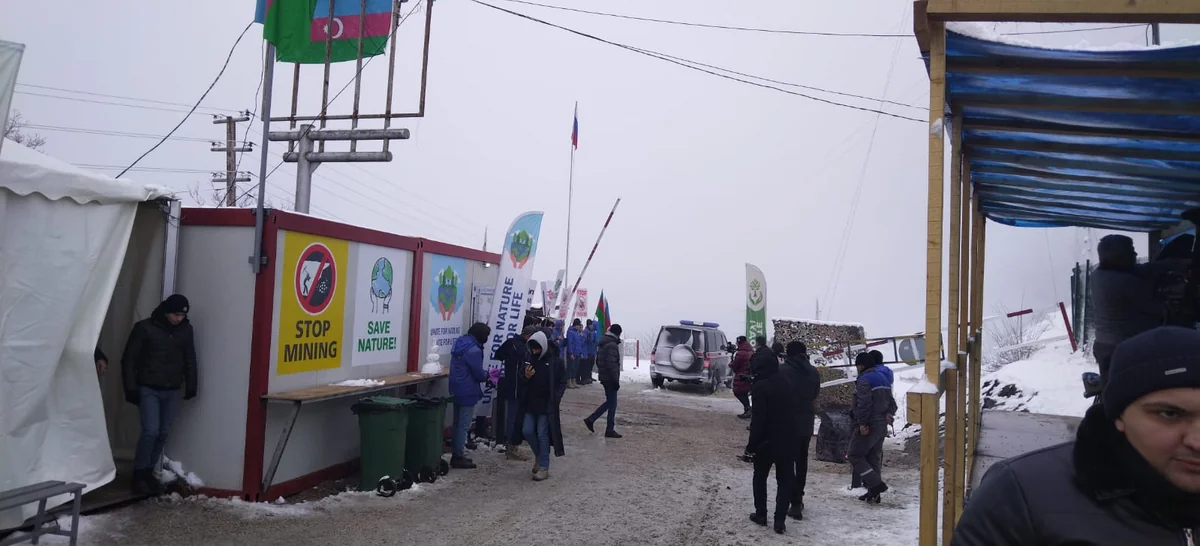 По дороге Ханкенди-Лачын обеспечен проезд еще одного автомобиля РМК