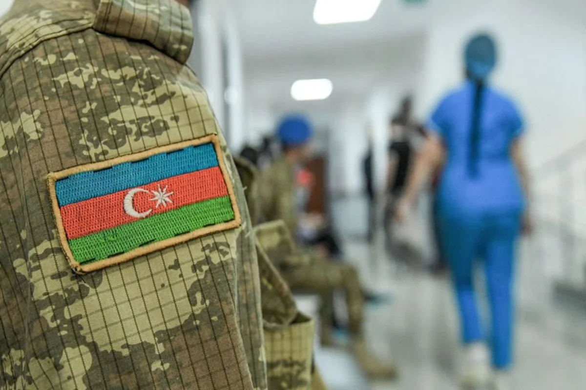 Kəlbəcərdə hərbi avtomobil qəzaya uğrayıb, ölən və yaralanan var