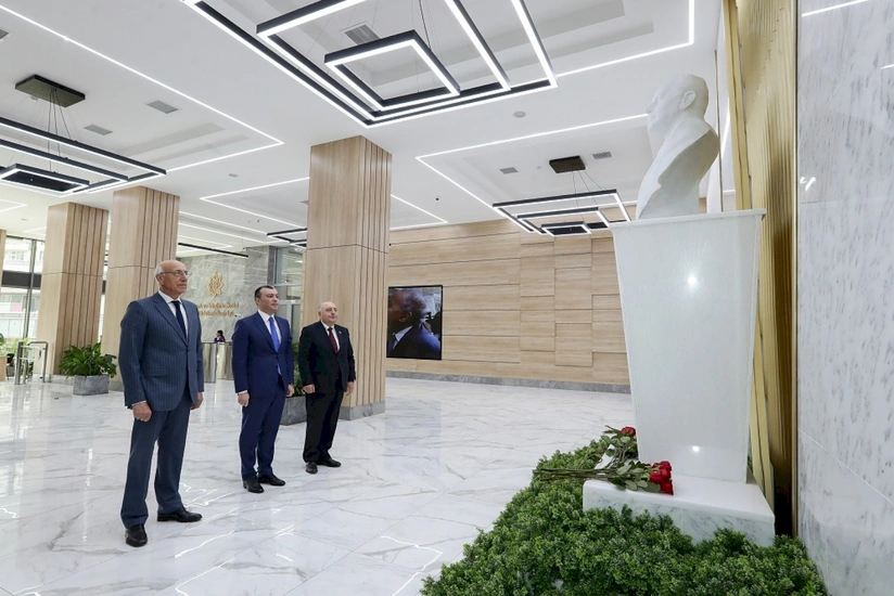 “Heydər Əliyev və Azərbaycanda yeni sosial müdafiə sisteminin formalaşdırılması” mövzusunda dəyirmi masa keçirilib