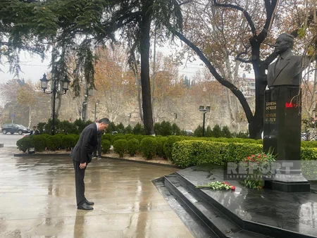 Heydər Əliyevin xatirəsi Gürcüstanda yad edilib
