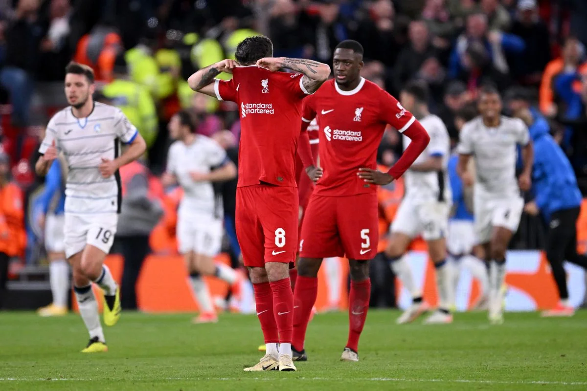 Liverpul 14 ay sonra doğma meydanda məğlub olub