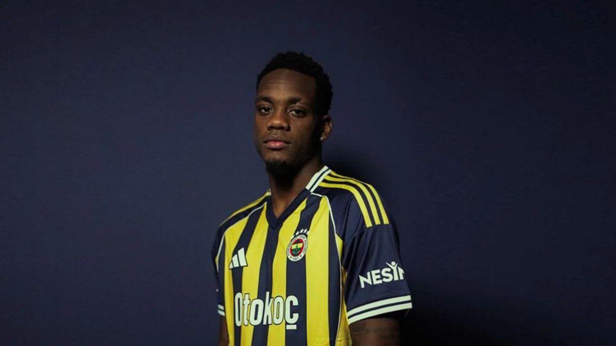 Fənərbağça ilk transferini reallaşdırıb