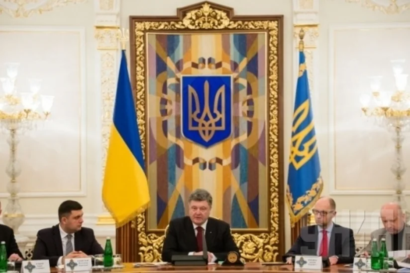 Порошенко заявил, что не видит альтернативы минским договоренностям