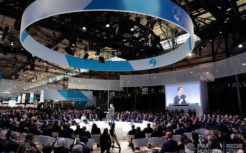 Parisdə Sülh forumunun açılışı olub
