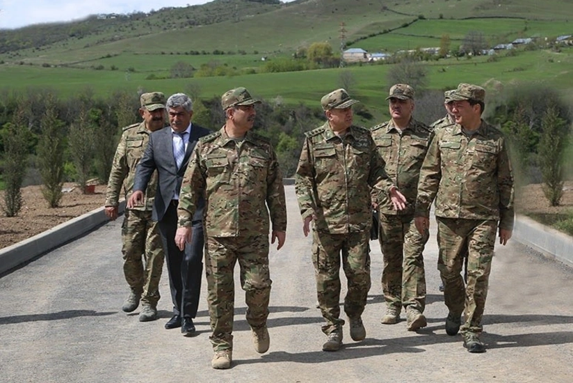 Ekspertdən generalların cəbhə xəttinə səfəri barədə sensasiyalı açıqlama