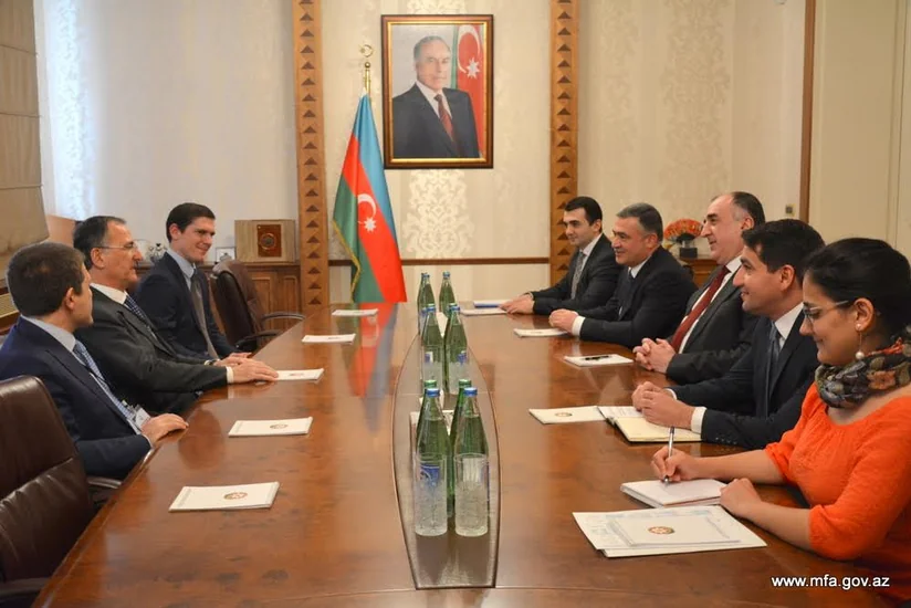 Elmar Məmmədyarov İtaliyanın sabiq xarici işlər naziri Franko Frattini ilə görüşüb