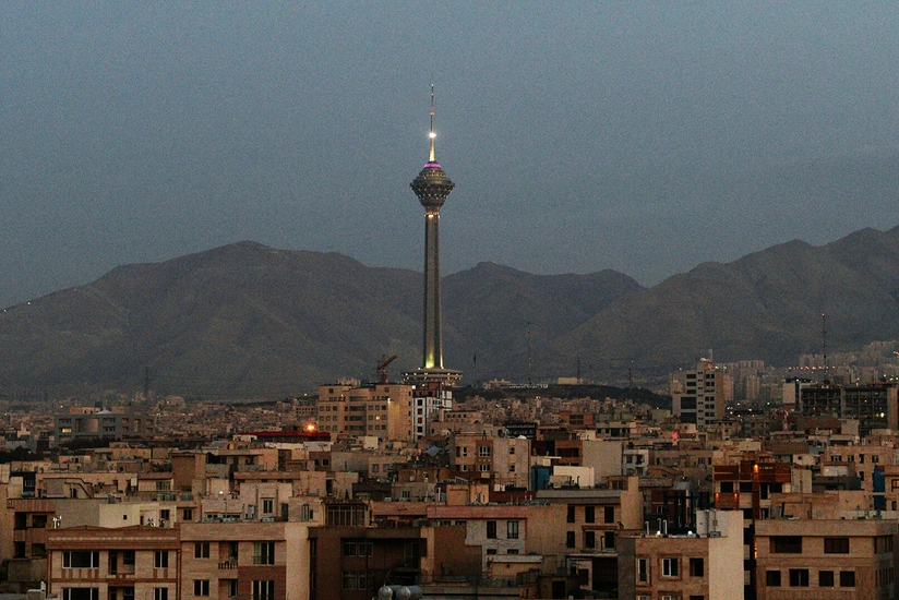 Tehran tightens Covid restrictions as infections spike