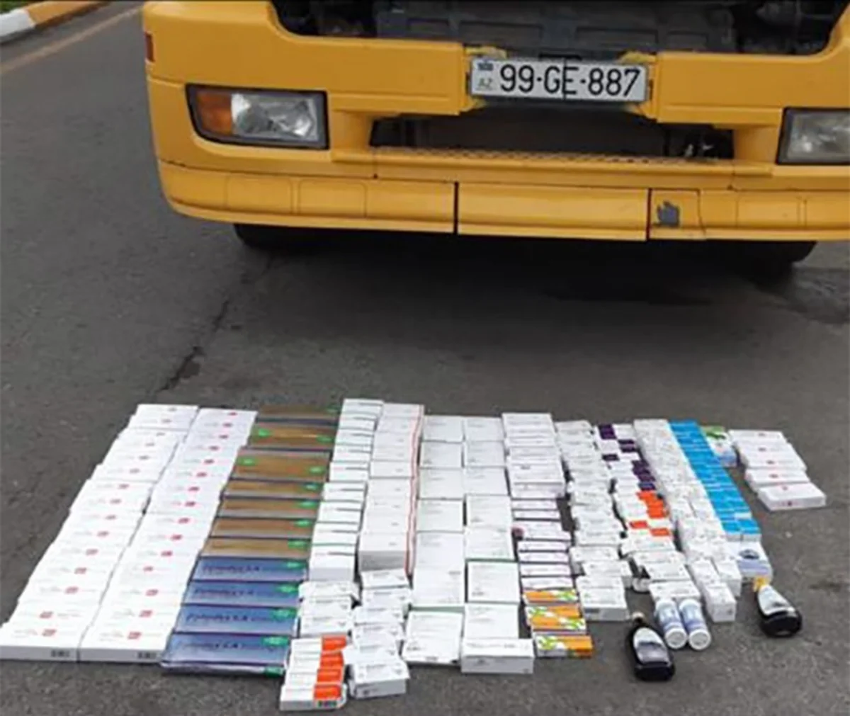 Gömrükçülər siqaret və dərman qaçaqmalçılığının qarşısını alıb