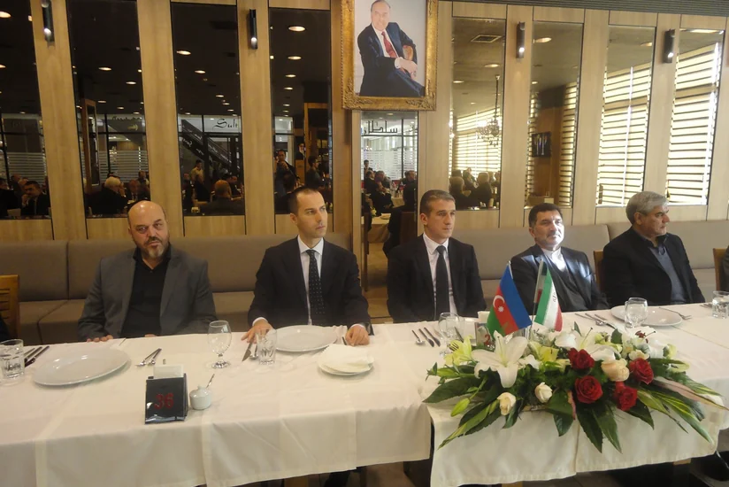 Təbrizdə Heydər Əliyevin vəfatının ildönümü ilə əlaqədar ehsan verilib