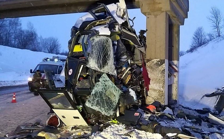 Rusiyada avtobus qəzasında 5 nəfər ölüb