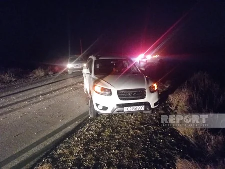Kürdəmirdə yol qəzasında bir ailənin 3 üzvü xəsarət alıb