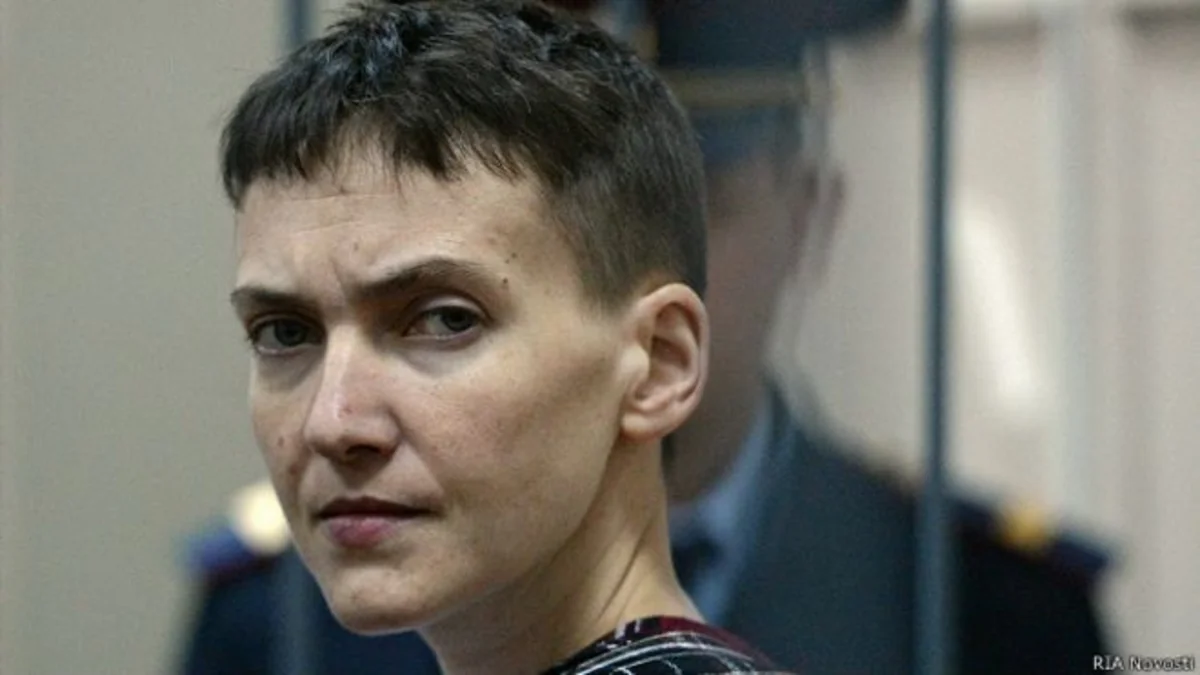 Украинского пилота доставили в Донецкий суд на оглашение приговора