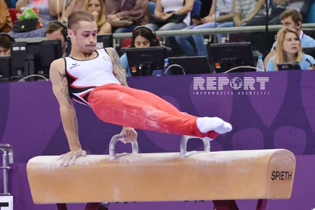 Azərbaycanın birinci xanımı Bakı 2015in medalçılarını mükafatlandırıb