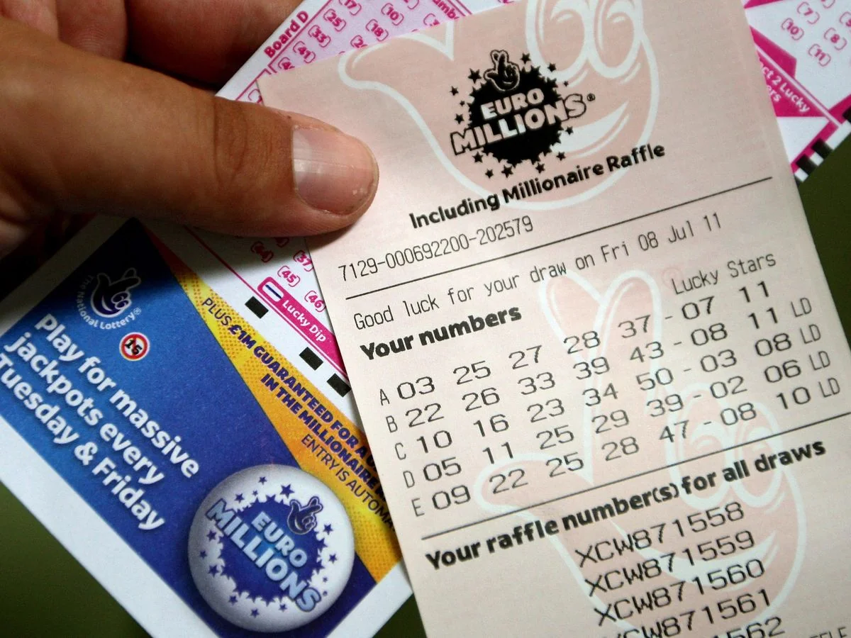 Житель Франции выиграл в лотерею 200 млн евро