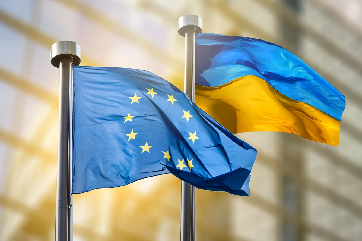 СМИ: Послы ЕС согласовали документы для предоставления Украине 50 млрд евро
