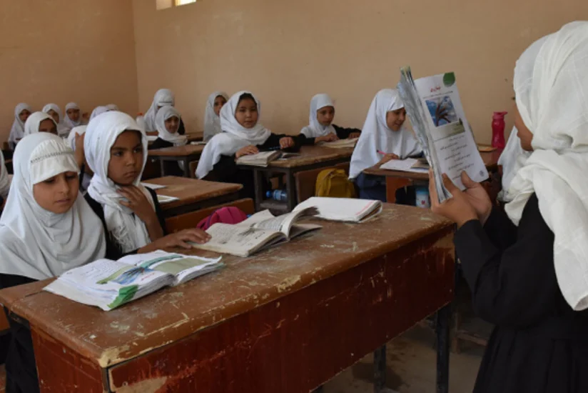 UNICEF: “Taliban” qızların məktəbə getməsinə icazə verəcək