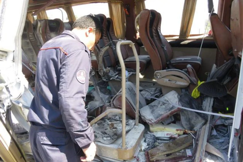 В Стамбуле при взрыве в микроавтобусе ранены семь человек