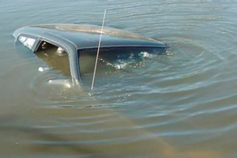 Avtomobil Samur-Abşeron kanalına düşüb, sürücünün axtarışları davam etdirilir - YENİLƏNİB