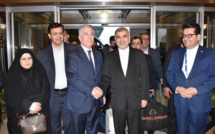 İran parlamenti sədrinin birinci müavini Azərbaycana səfərə gəlib