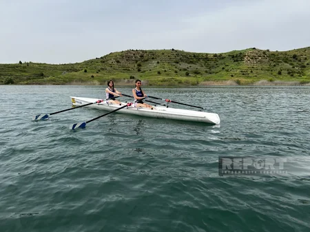 Beynəlxalq jurnalistlər Adıyamanda avarçəkmə yarışlarını izləyiblər