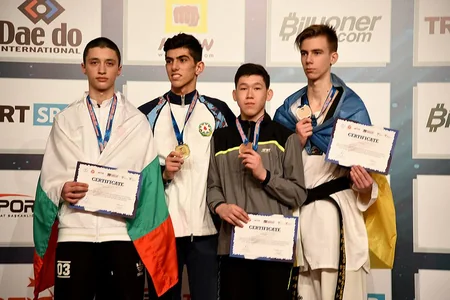 Azərbaycan taekvandoçuları Avropa çempionatının ikinci günündə 10 medal qazanıb