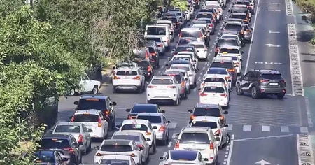 Bakının bir sıra yollarında tıxac yaranıb