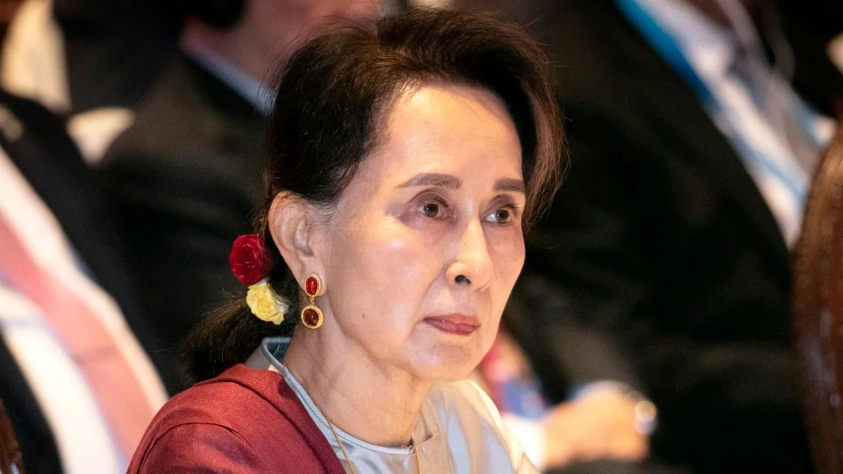 Myanmada Nobel mükafatçısı 164 il azadlıqdan məhrum edilə bilər