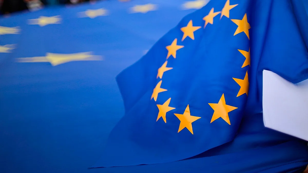 ЕС перевел Украине первый транш на 3 млрд евро в рамках программы помощи