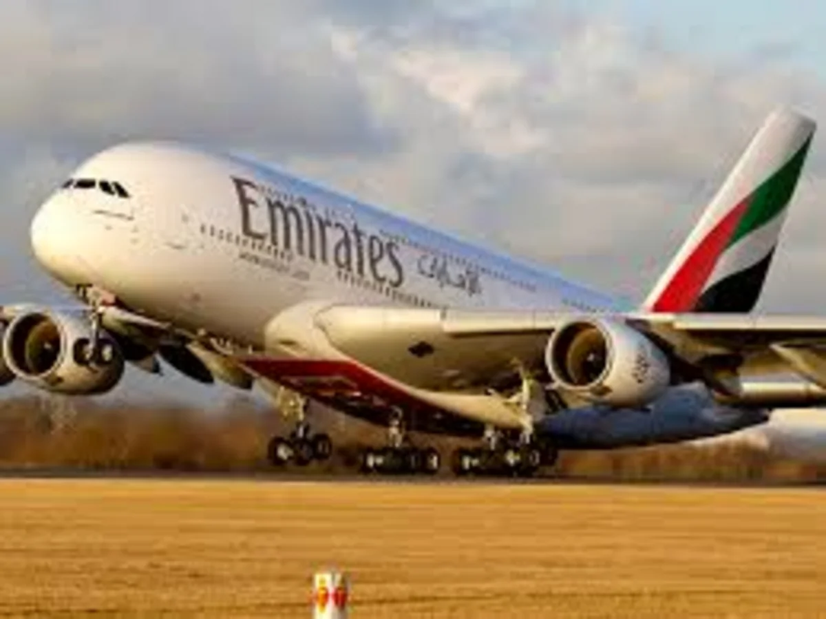 Emirates aviaşirkəti də Sinay yarımadası üzərindən uçuşları dayandırıb