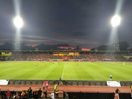 Silahın paytaxtında futbol tamaşası - Rəqibi tərksilah edən Neftçi  - REPORTAJ - VİDEO